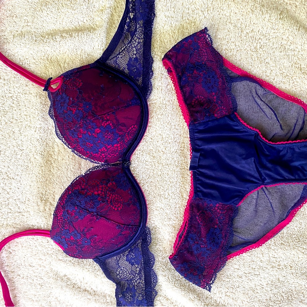 Victoria’s Secret bra and panty set